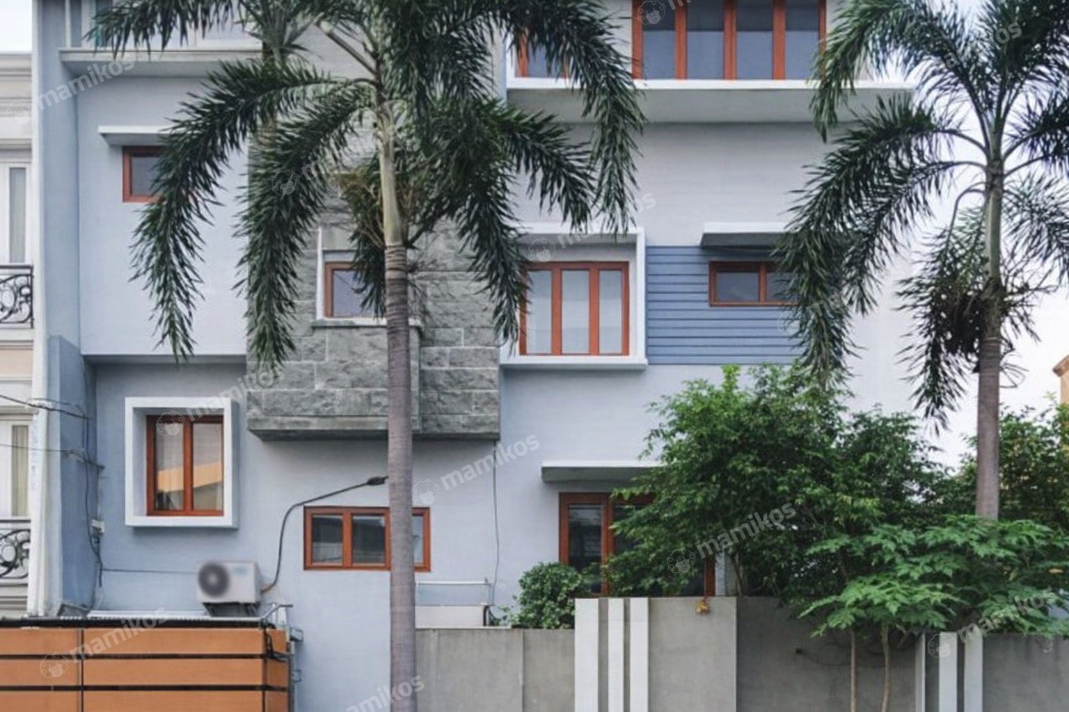 Rumah Sertifikat SHM 8 Kamar Tidur 5 Kamar Mandi Kelapa Gading Jakarta Utara