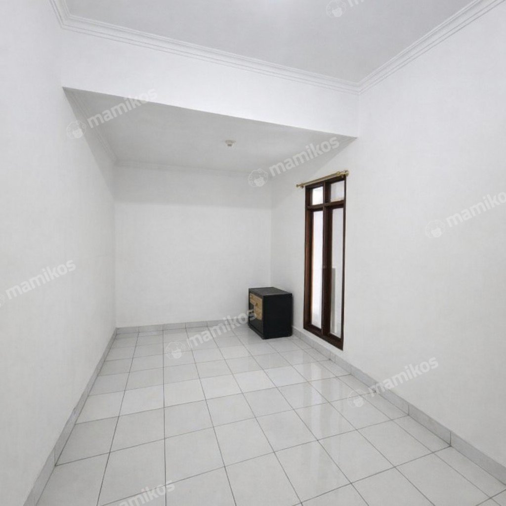Rumah Sertifikat SHM 3 Kamar Tidur 3 Kamar Mandi Pondok Kelapa Jakarta Timur - Photo 3