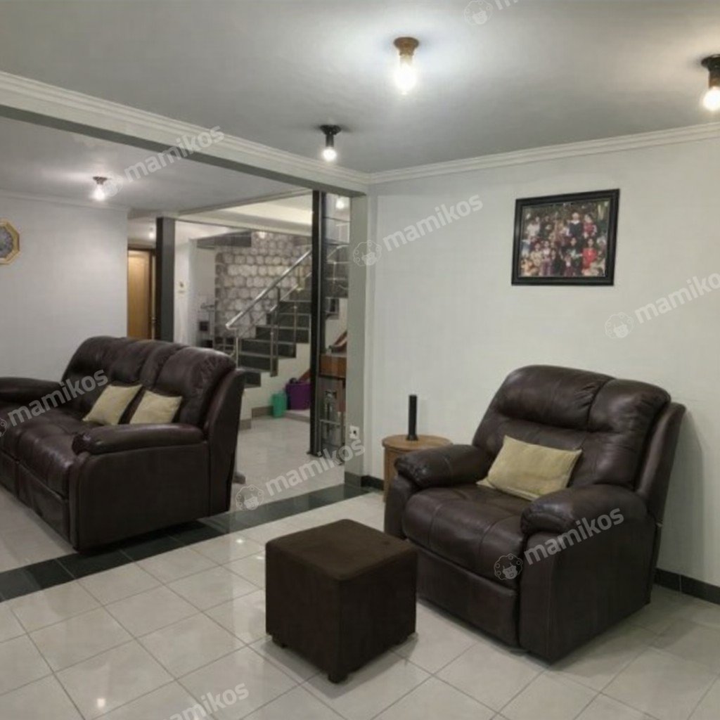 Rumah Sertifikat SHM 3 Kamar Tidur 3 Kamar Mandi Duren Sawit Jakarta Timur - Photo 2