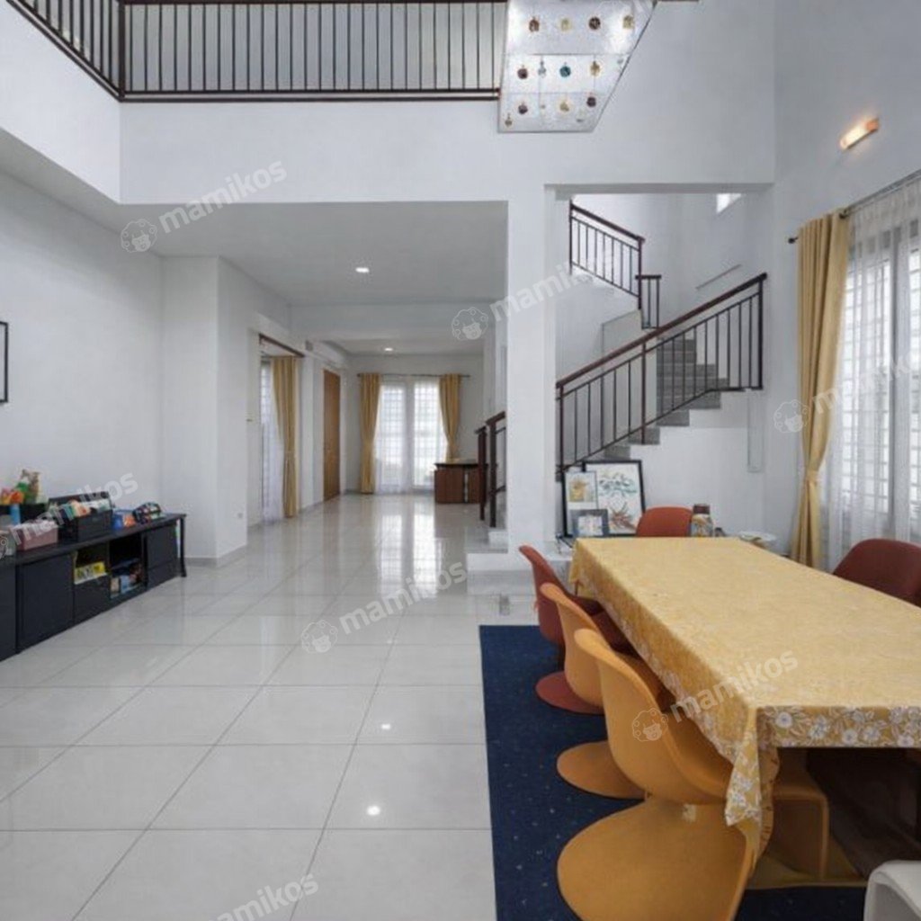 Rumah Sertifikat SHM 3 Kamar Tidur 3 Kamar Mandi Lebak Bulus Jakarta Selatan - Photo 4