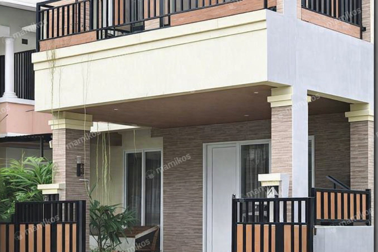 Rumah Sertifikat SHM 4 Kamar Tidur 4 Kamar Mandi Citra Grand Jakarta Timur