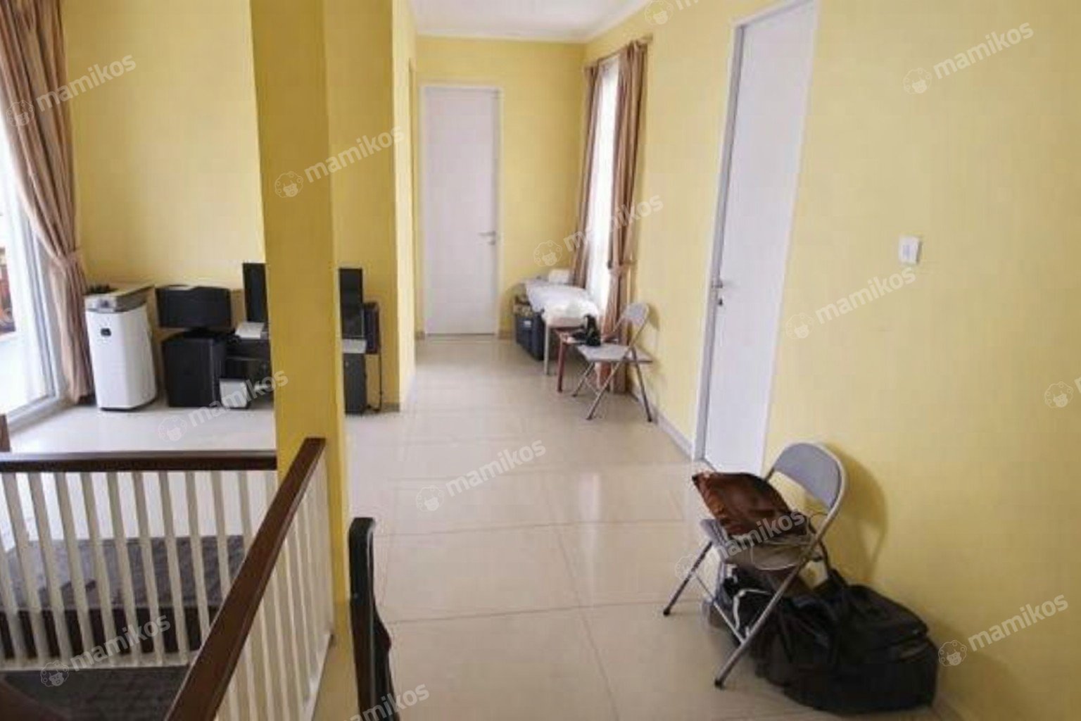 Rumah Sertifikat SHM 4 Kamar Tidur 4 Kamar Mandi Citra Grand Jakarta Timur - Photo 4