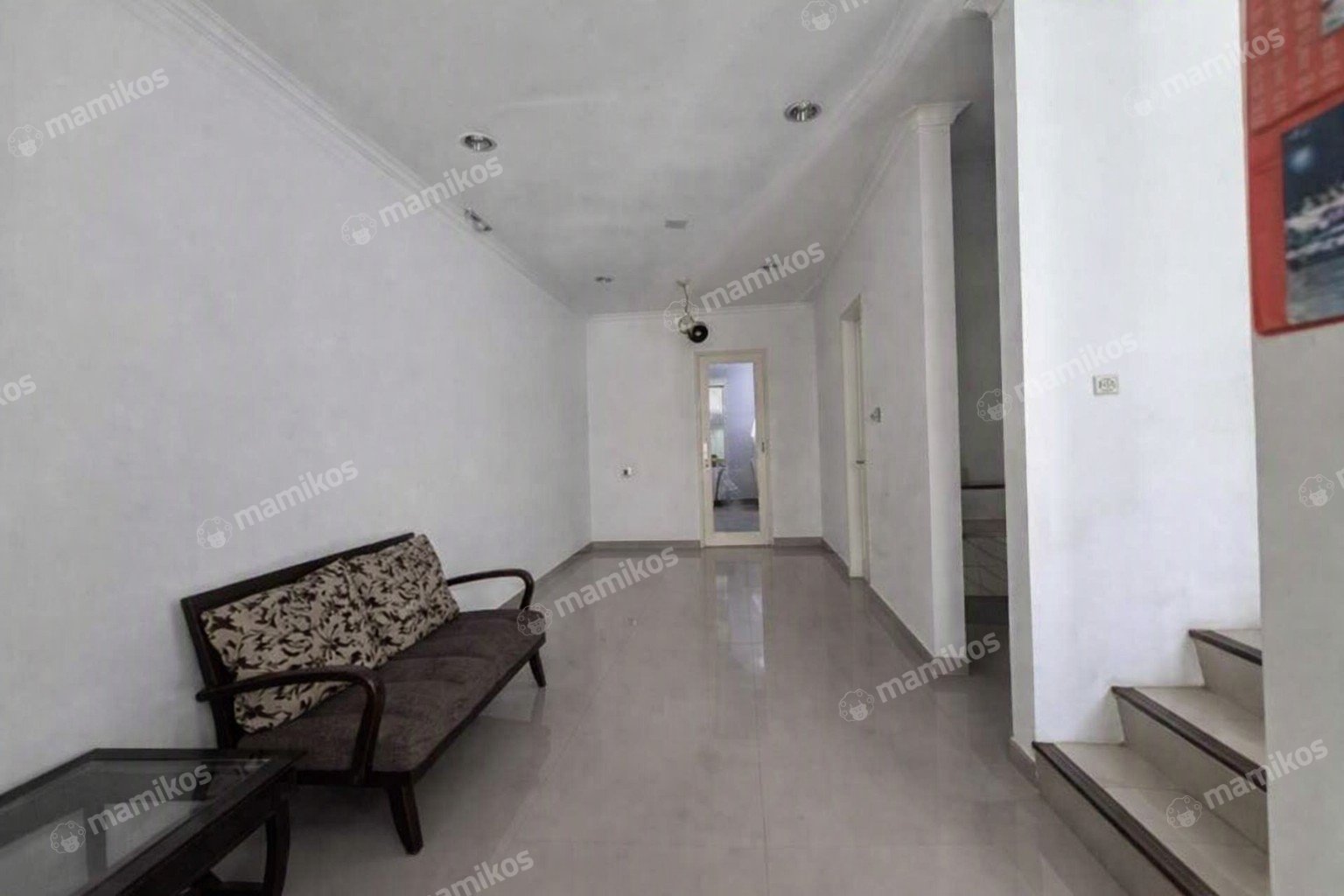 Rumah Sertifikat SHM 3 Kamar Tidur 2 Kamar Mandi Taman Grisenda Jakarta Utara - Photo 4