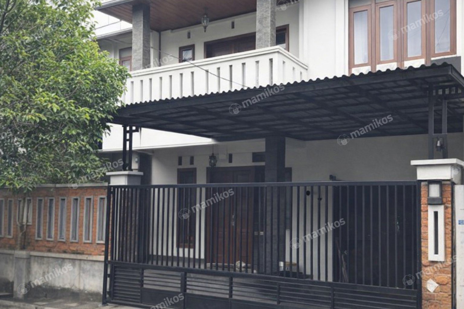 Rumah Sertifikat SHM 3 Kamar Tidur 2 Kamar Mandi Puri Indah Jakarta Barat