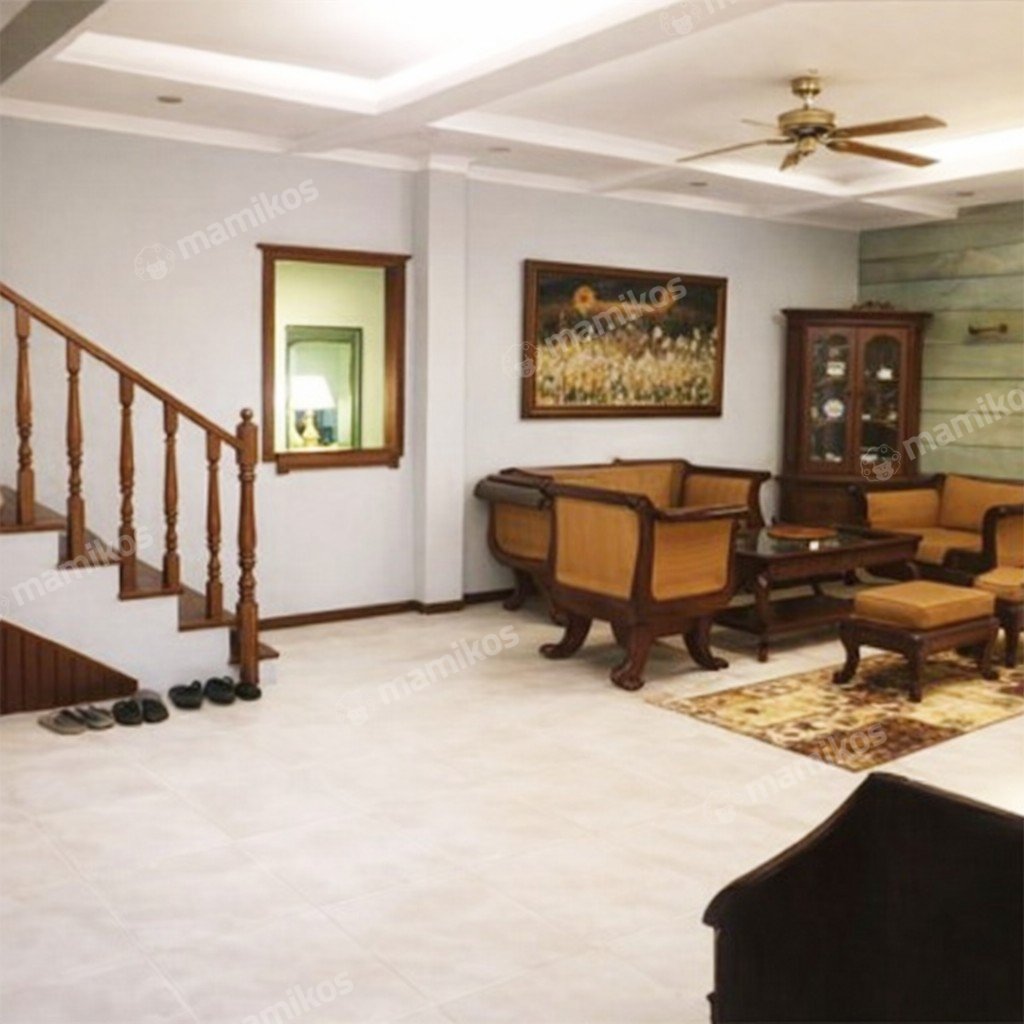 Rumah Sertifikat SHM 3 Kamar Tidur 2 Kamar Mandi Puri Indah Jakarta Barat - Photo 2