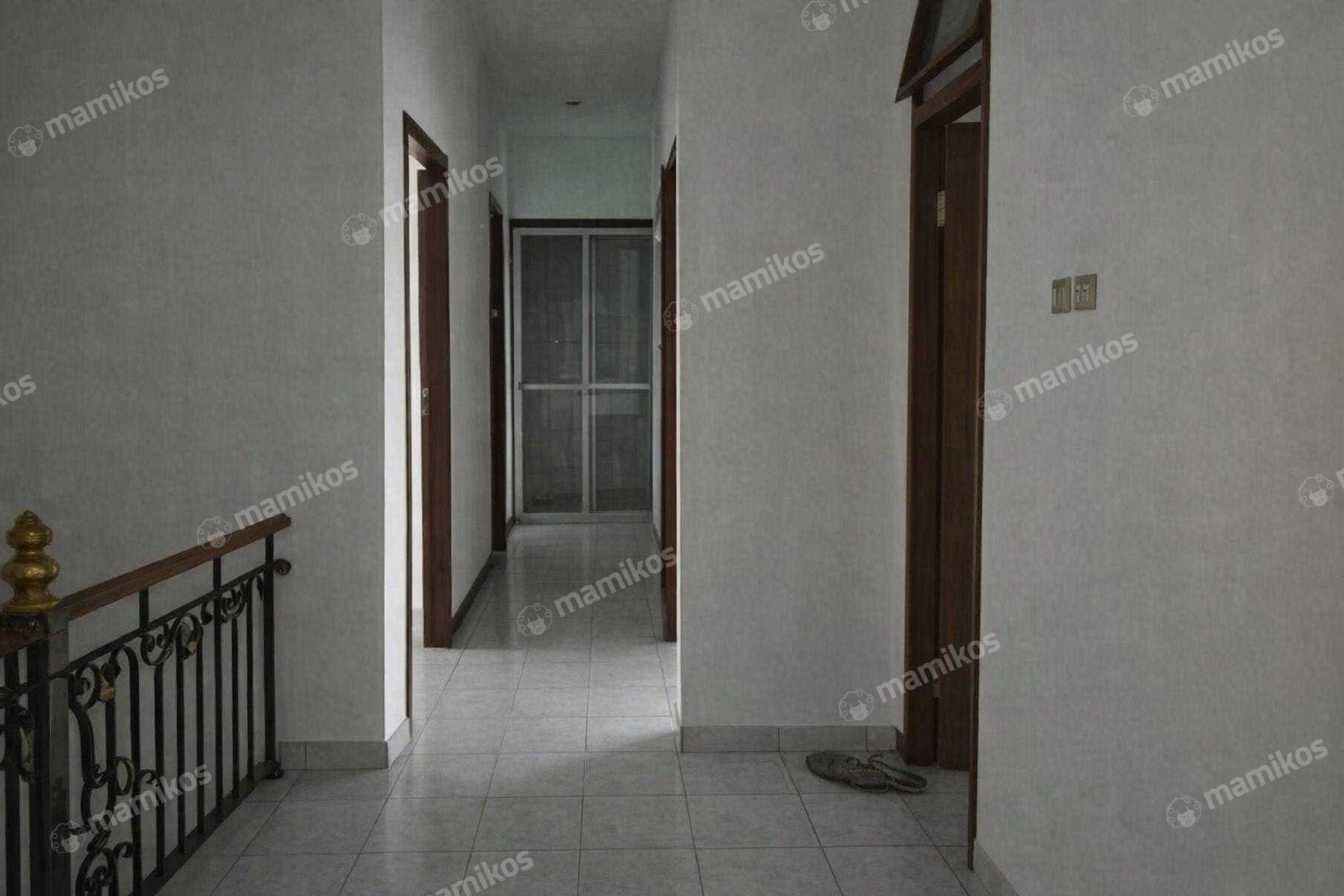 Rumah Sertifikat SHM 3 Kamar Tidur 3 Kamar Mandi Sunter Jakarta Utara - Photo 2