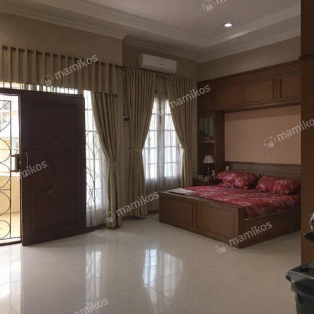 Rumah Sertifikat SHM 4 Kamar Tidur 3 Kamar Mandi Taman Palem Jakarta Barat - Photo 3