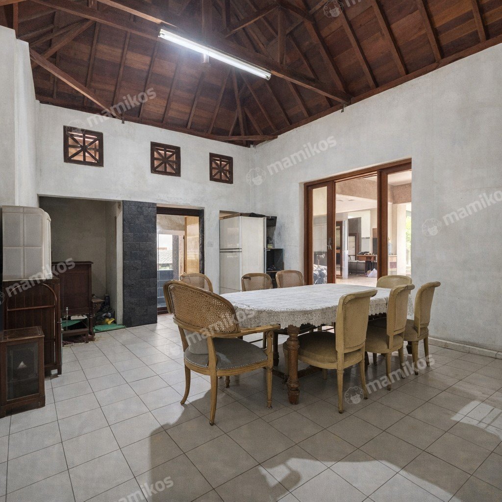 Rumah Sertifikat SHM 8 Kamar Tidur 5 Kamar Mandi Kebayoran Baru Jakarta Selatan - Photo 4