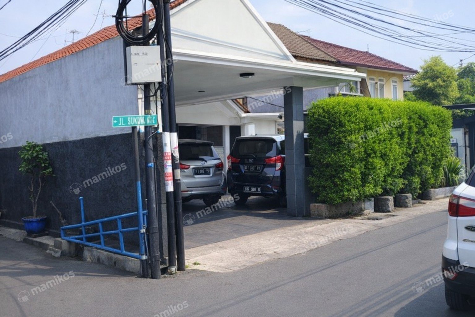 Rumah Sertifikat SHM 4 Kamar Tidur 2 Kamar Mandi Matraman Jakarta Timur