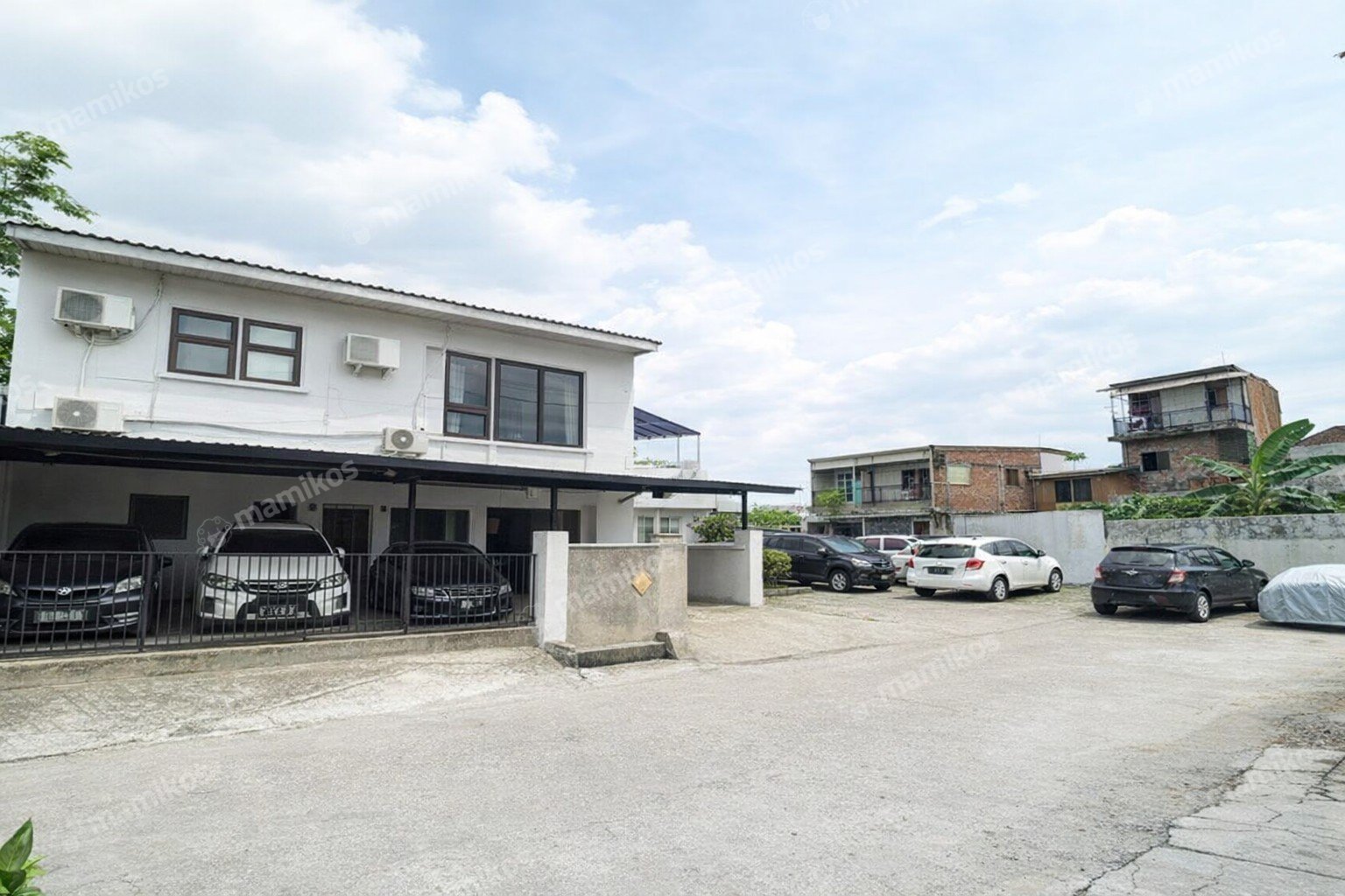 Rumah Sertifikat SHM 28 Kamar Tidur 29 Kamar Mandi Kebayoran Baru Jakarta Selatan