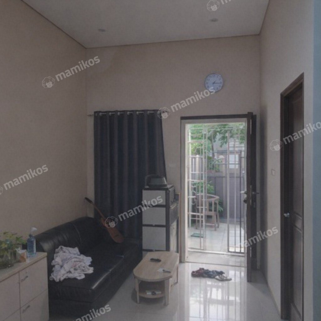 Rumah Sertifikat SHM 4 Kamar Tidur 4 Kamar Mandi Joglo Jakarta Barat - Photo 2