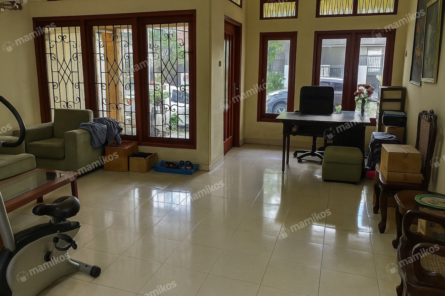 Rumah 6 Kamar Tidur 4 Kamar Mandi 2 Lantai Cilandak Jakarta Selatan - Photo 2