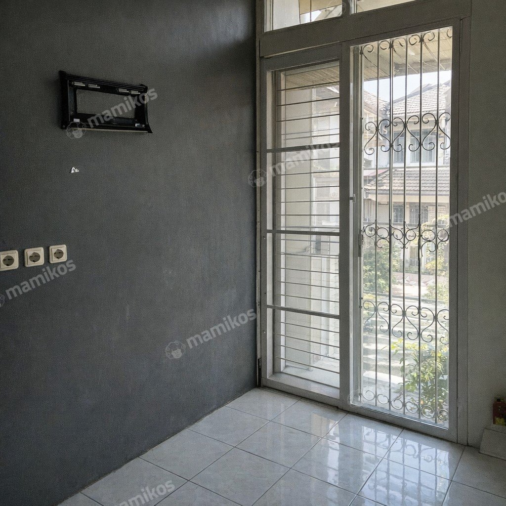Rumah Sertifikat SHM 5 Kamar Tidur 4 Kamar Mandi Muara Karang Jakarta Utara - Photo 3