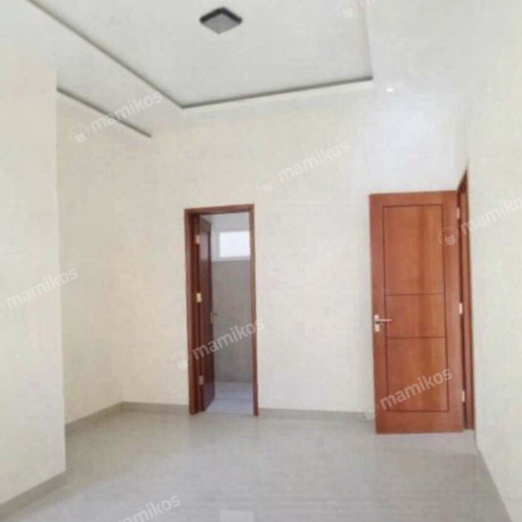 Rumah Sertifikat SHM 4 Kamar Tidur 5 Kamar Mandi Pulomas Jakarta Timur - Photo 3