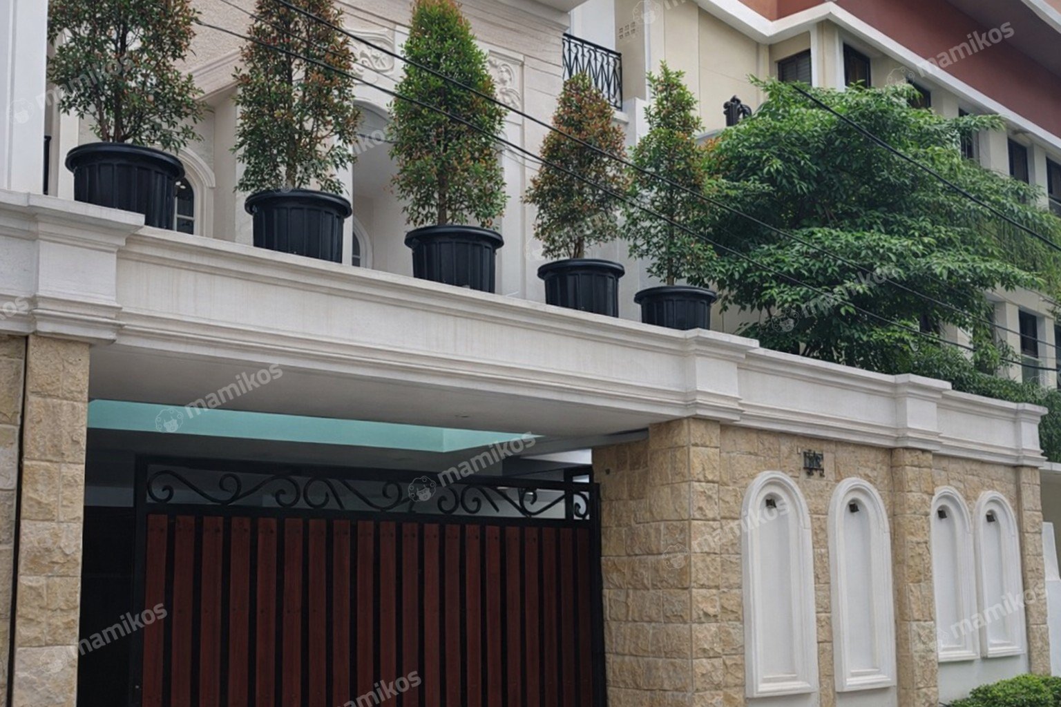 Rumah Sertifikat SHM 6 Kamar Tidur 6 Kamar Mandi Fatmawati Jakarta Selatan