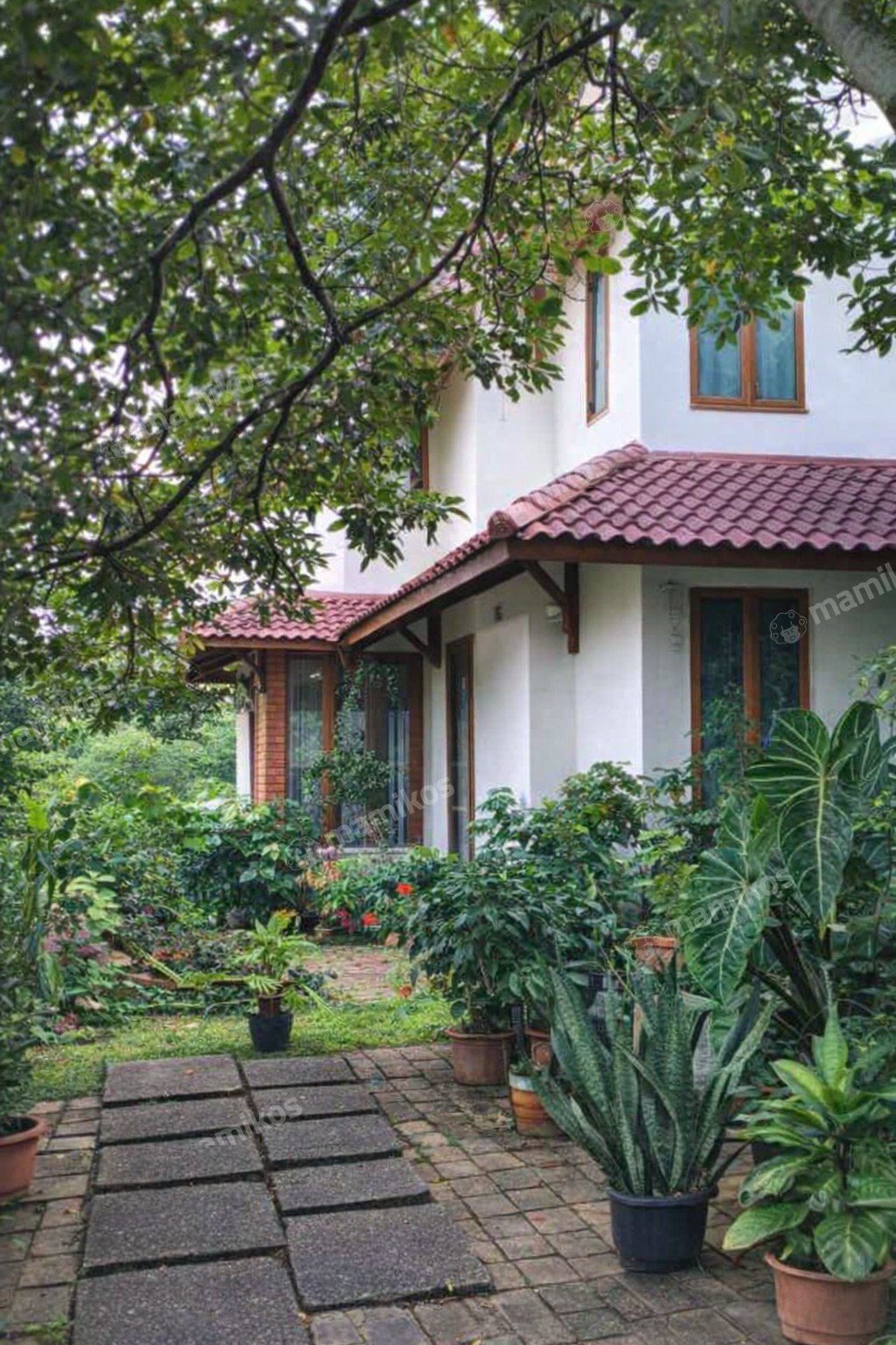 Rumah Sertifikat SHM 7 Kamar Tidur 5 Kamar Mandi Kramat Jati Jakarta Timur - Photo 2