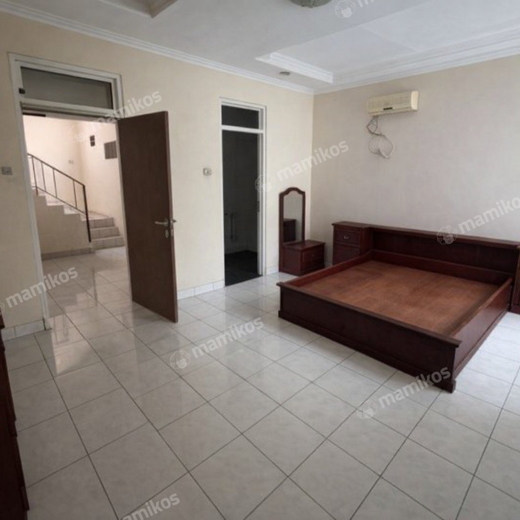 Rumah Sertifikat SHM 3 Kamar Tidur 2 Kamar Mandi Sunter Jakarta Utara - Photo 2