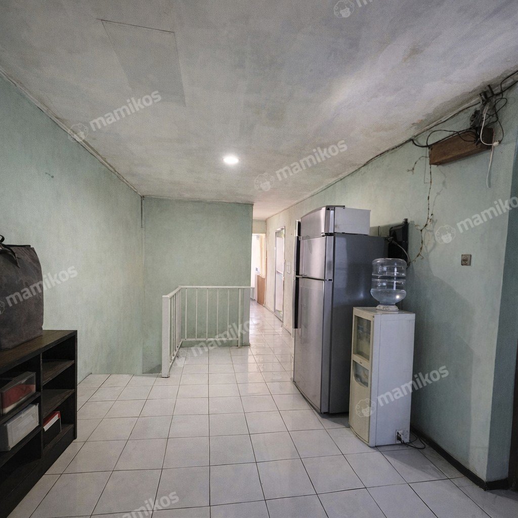Rumah Sertifikat SHM 6 Kamar Tidur 5 Kamar Mandi Slipi Jakarta Barat - Photo 3