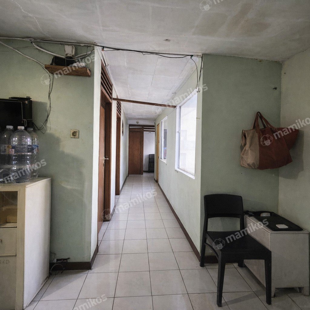 Rumah Sertifikat SHM 6 Kamar Tidur 5 Kamar Mandi Slipi Jakarta Barat - Photo 4