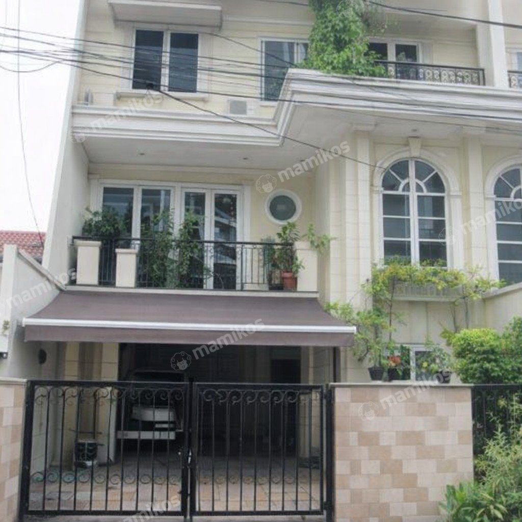 Rumah Sertifikat HGB 3 Kamar Tidur 3 Kamar Mandi Setiabudi Jakarta Selatan