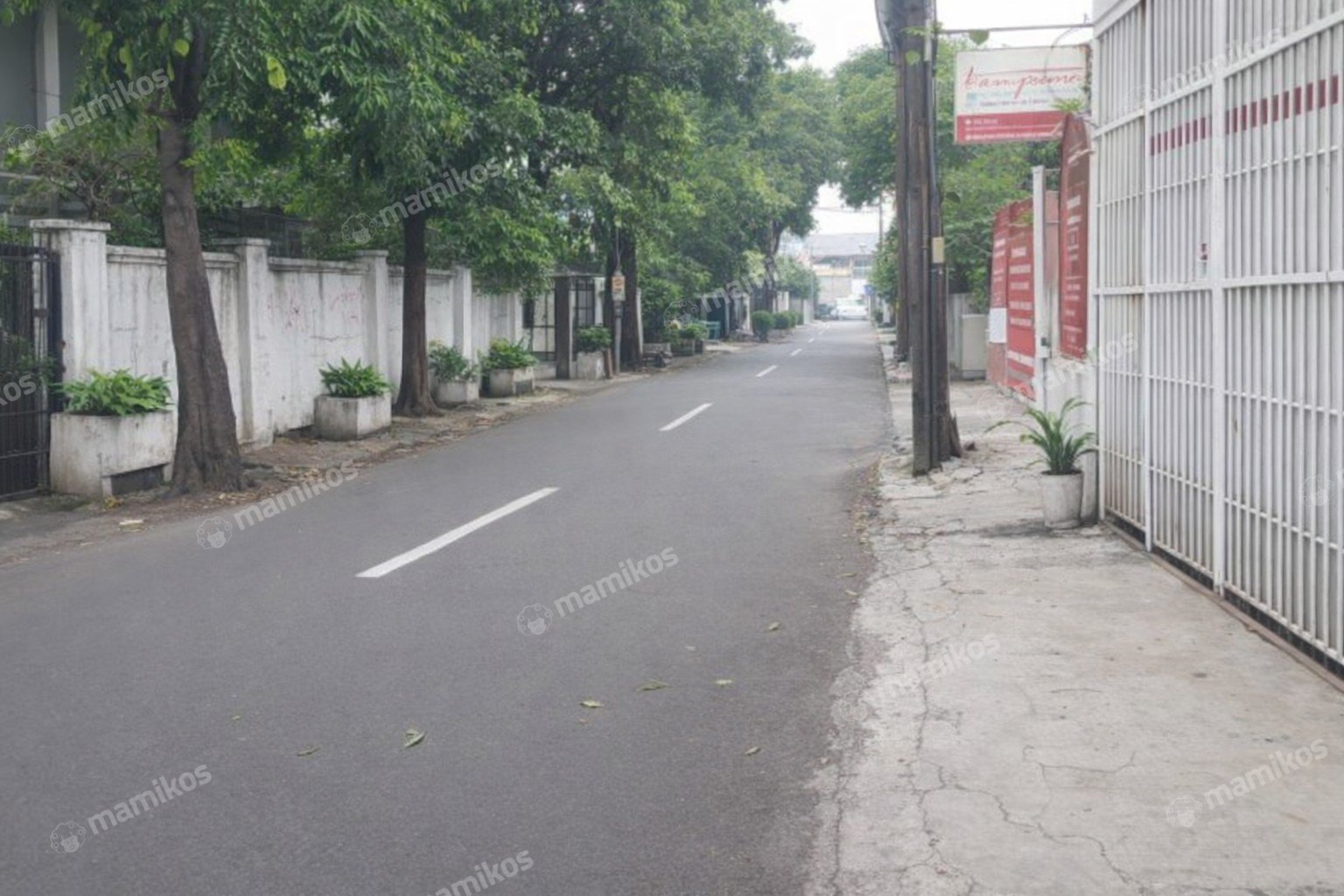 Rumah Sertifikat SHM 4 Kamar Tidur 3 Kamar Mandi Petukangan Jakarta Selatan - Photo 4