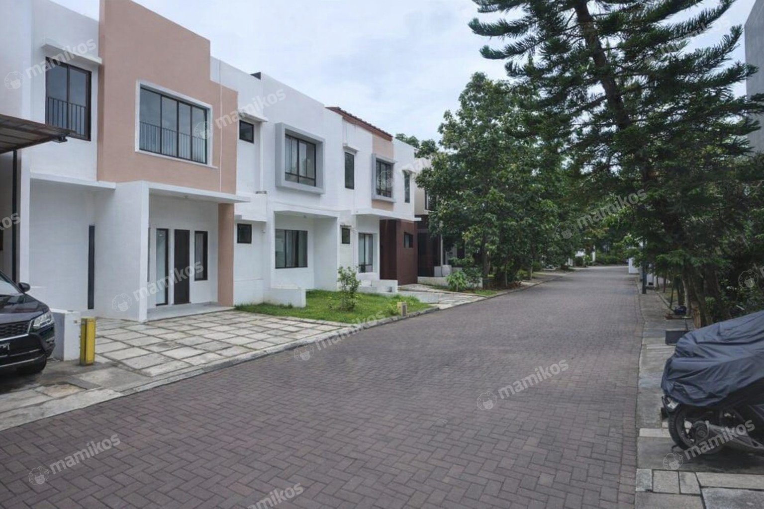 Rumah Sertifikat SHM 4 Kamar Tidur 3 Kamar Mandi Jakarta Garden City Jakarta Timur - Photo 2