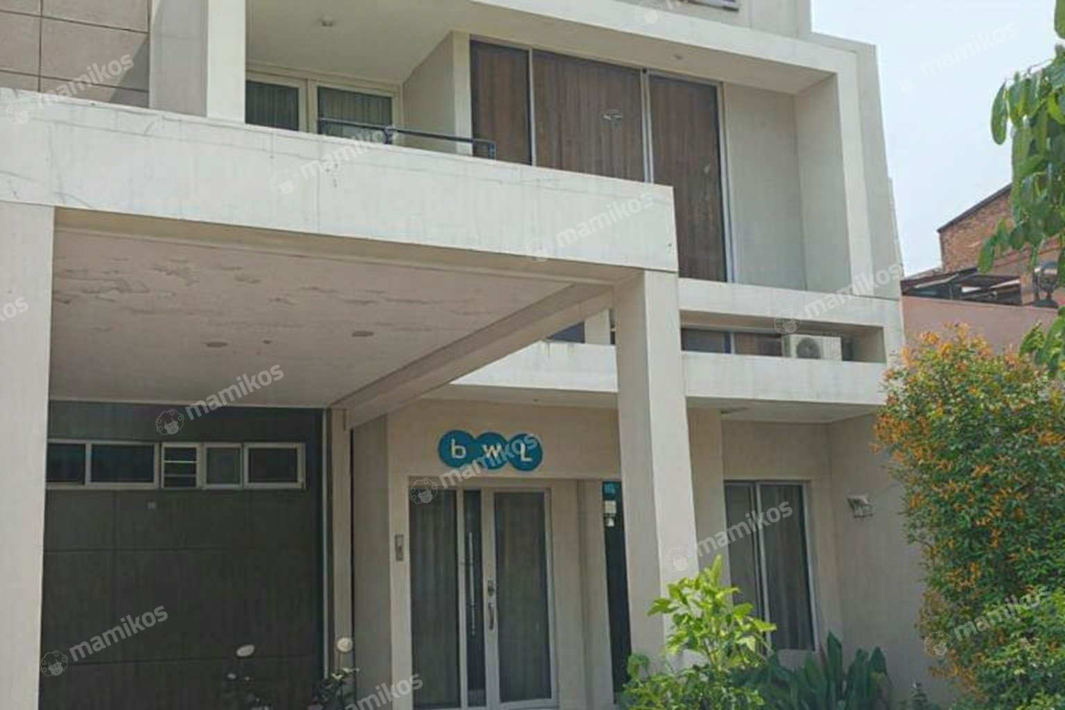 Rumah Sertifikat SHM 3 Kamar Tidur 3 Kamar Mandi Raffles Hills Jakarta Timur
