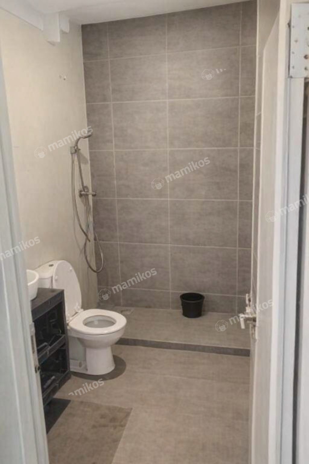 Rumah Sertifikat SHM 3 Kamar Tidur 3 Kamar Mandi Raffles Hills Jakarta Timur - Photo 3