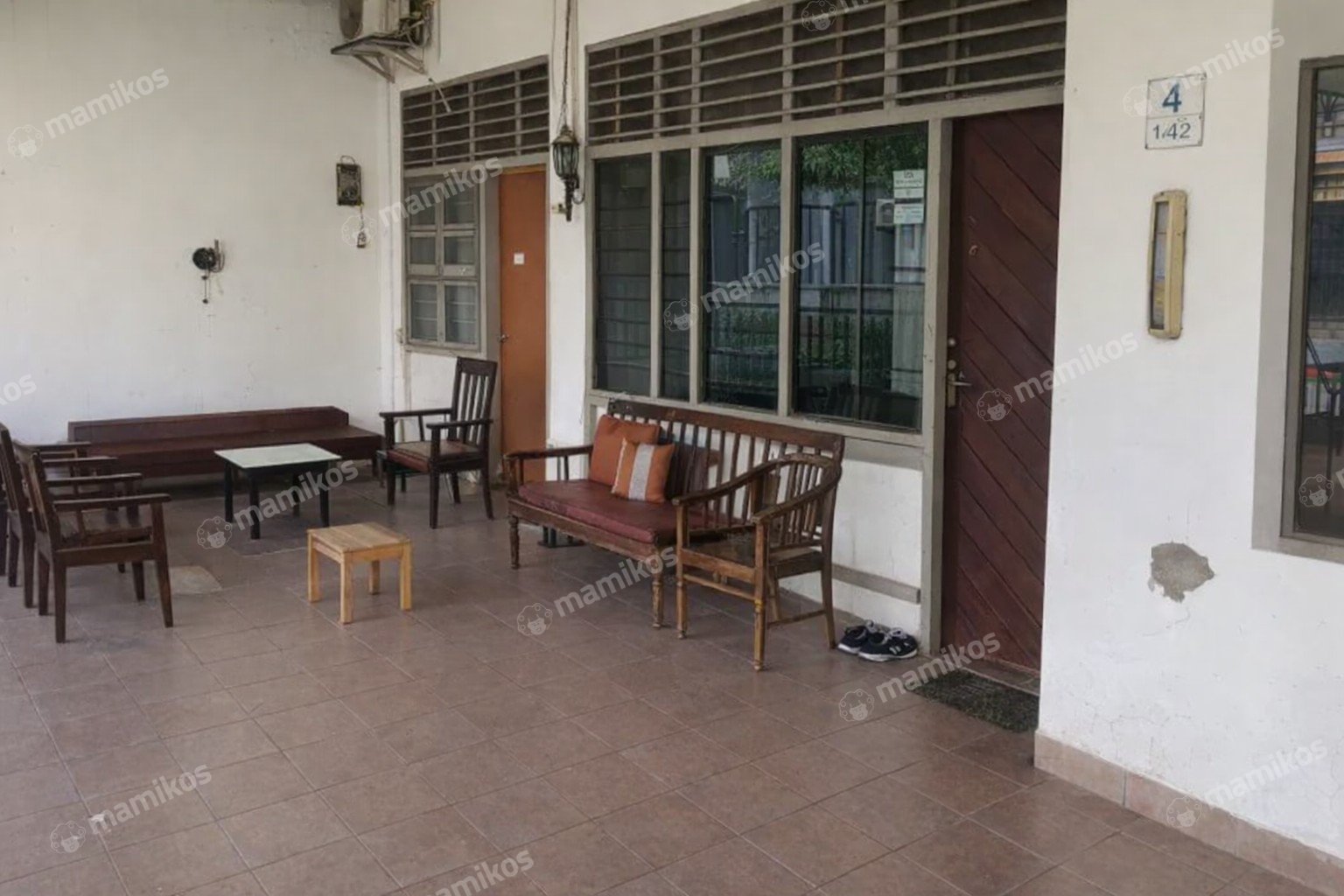 Rumah Sertifikat HGB 6 Kamar Tidur 4 Kamar Mandi Slipi Jakarta Barat