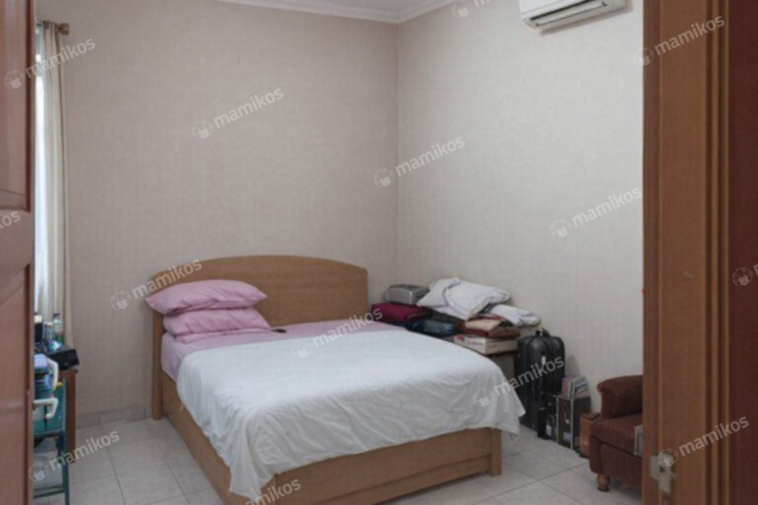 Rumah Sertifikat SHM 4 Kamar Tidur 3 Kamar Mandi Cilandak Jakarta Selatan - Photo 4