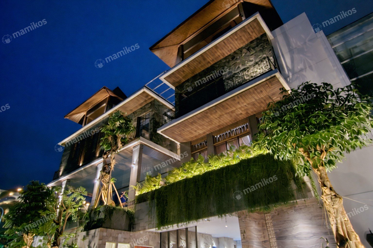 Rumah Sertifikat HGB 5 Kamar Tidur 5 Kamar Mandi Pantai Mutiara Jakarta Utara