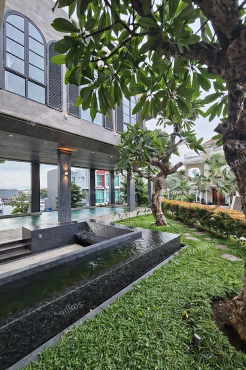 Rumah Sertifikat HGB 5 Kamar Tidur 5 Kamar Mandi Pantai Mutiara Jakarta Utara - Photo 4