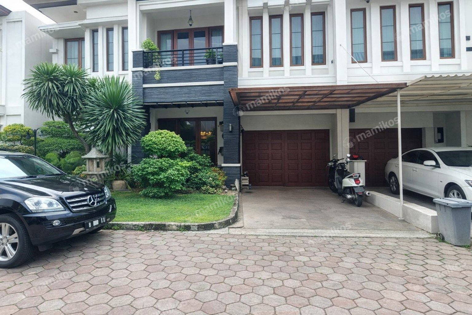 Rumah Sertifikat SHM 4 Kamar Tidur 4 Kamar Mandi Duren Tiga Jakarta Selatan