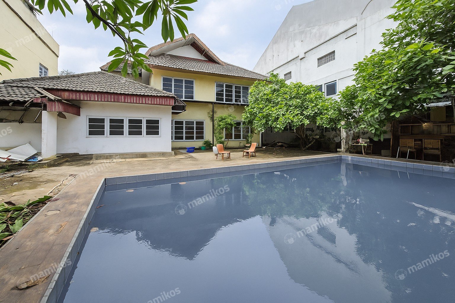 Rumah Sertifikat SHM 4 Kamar Tidur 3 Kamar Mandi Bangka Jakarta Selatan