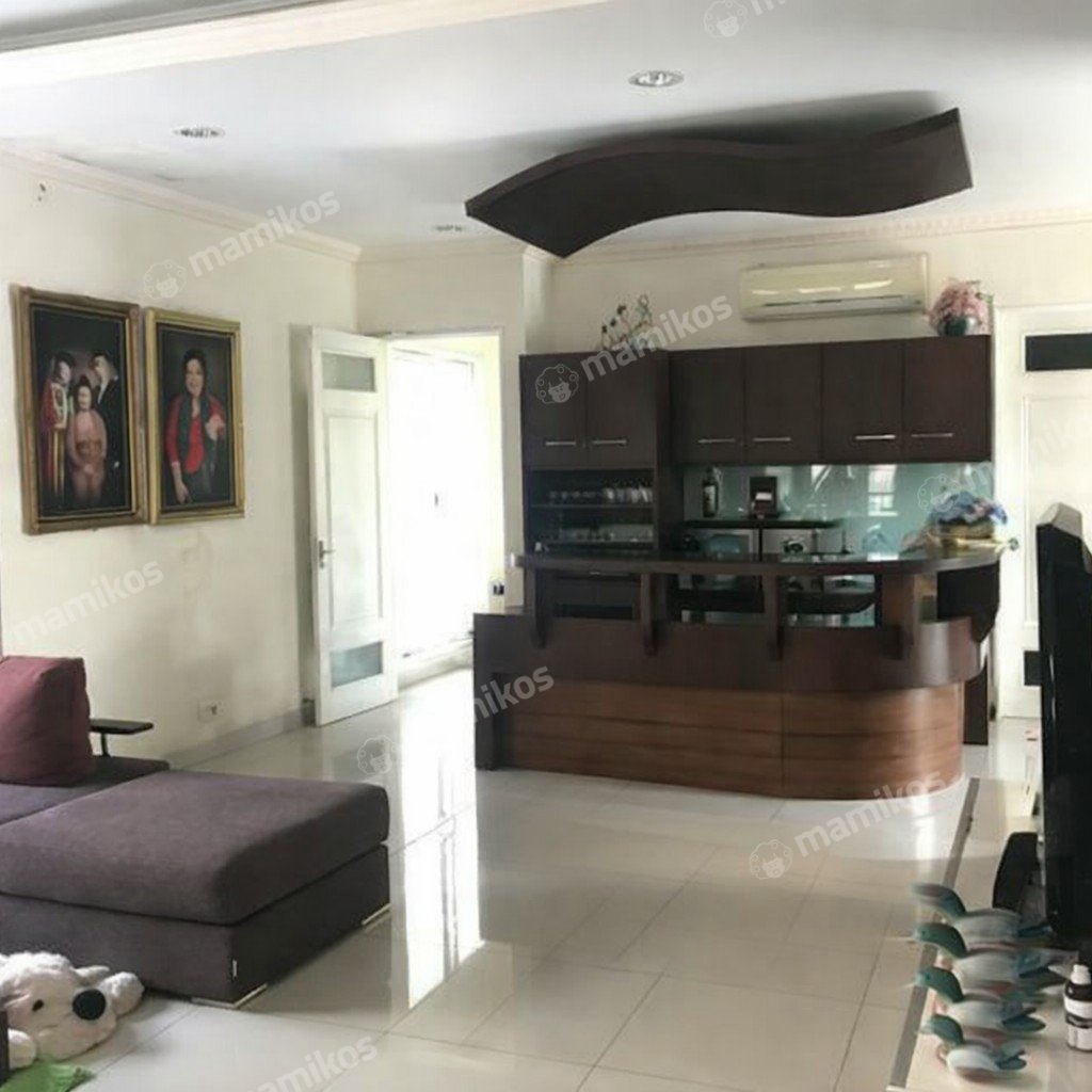 Rumah Sertifikat SHM 5 Kamar Tidur 4 Kamar Mandi Pantai Indah Kapuk Jakarta Utara