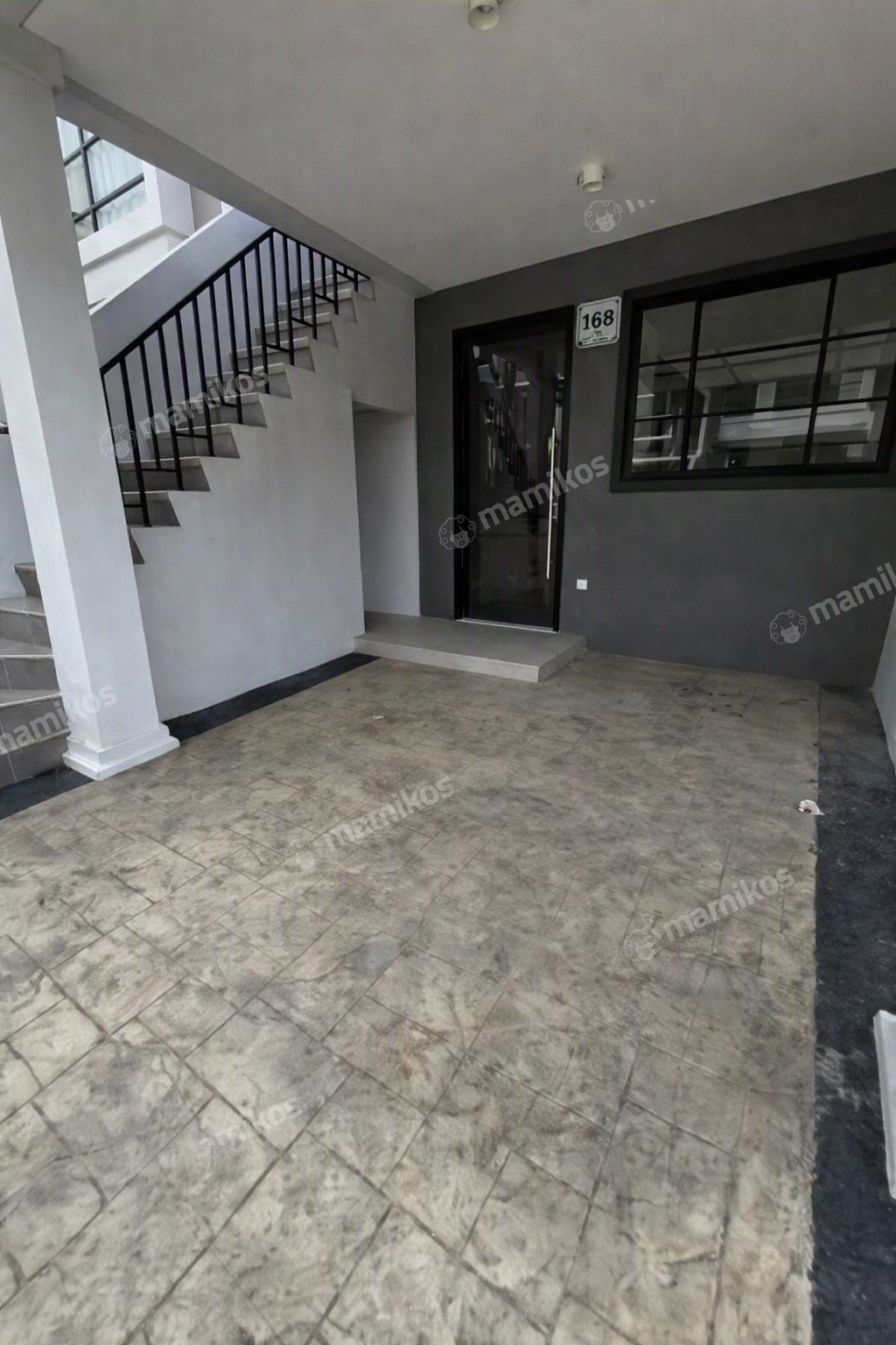 Rumah Sertifikat HGB 3 Kamar Tidur 3 Kamar Mandi Golf Island Jakarta Utara - Photo 2