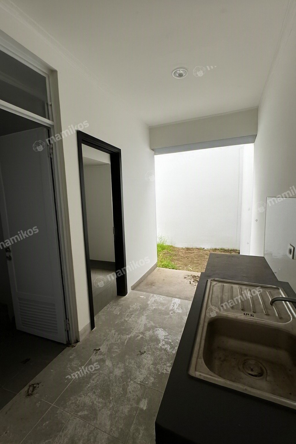 Rumah Sertifikat HGB 3 Kamar Tidur 3 Kamar Mandi Golf Island Jakarta Utara - Photo 4