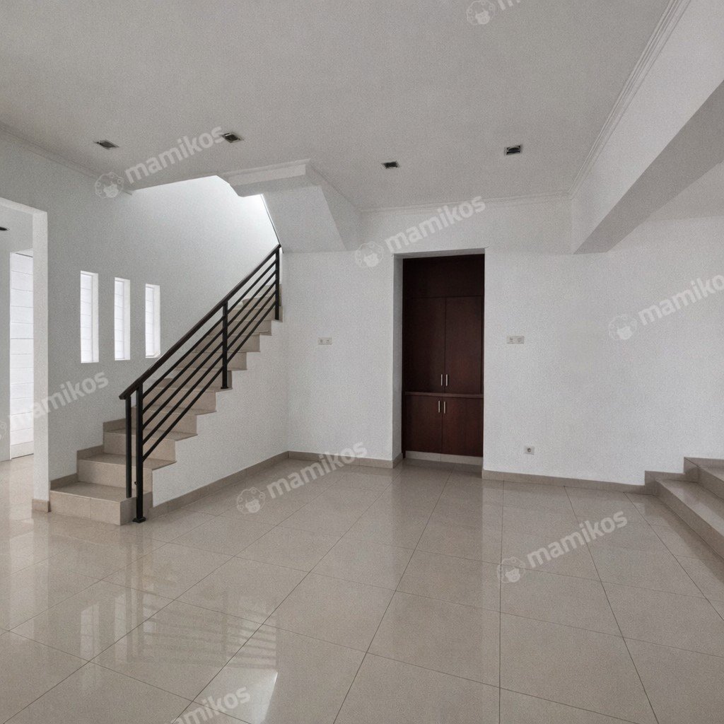 Rumah Sertifikat HGB 5 Kamar Tidur 4 Kamar Mandi Kota Wisata Jakarta Timur - Photo 4