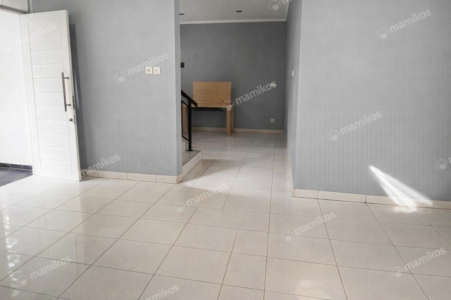 Rumah Sertifikat HGB 3 Kamar Tidur 4 Kamar Mandi Cakung Jakarta Timur