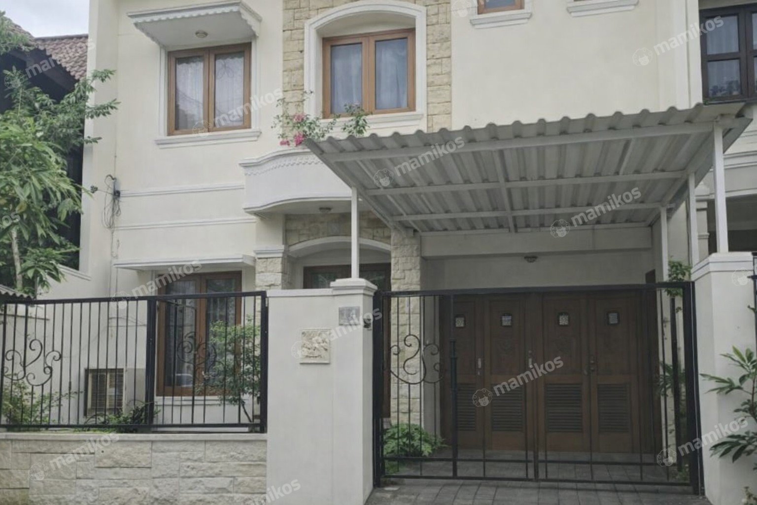 Rumah Sertifikat SHM 3 Kamar Tidur 3 Kamar Mandi Lebak Bulus Jakarta Selatan
