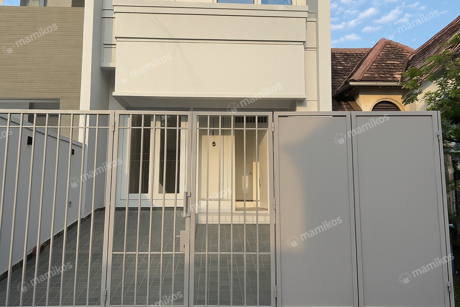 Rumah Sertifikat SHM 4 Kamar Tidur 3 Kamar Mandi Citra Garden Jakarta Barat