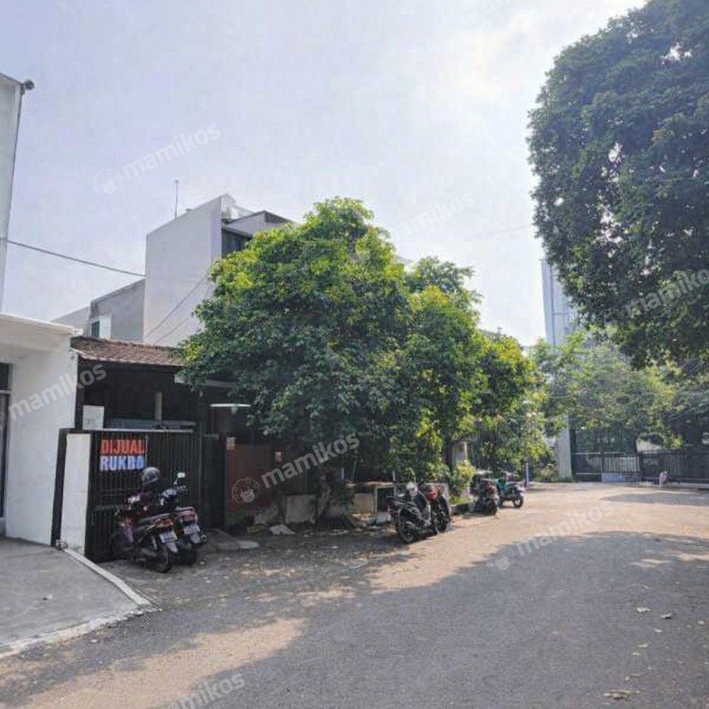 Rumah Sertifikat SHM 1 Lantai Senopati Jakarta Selatan - Photo 5