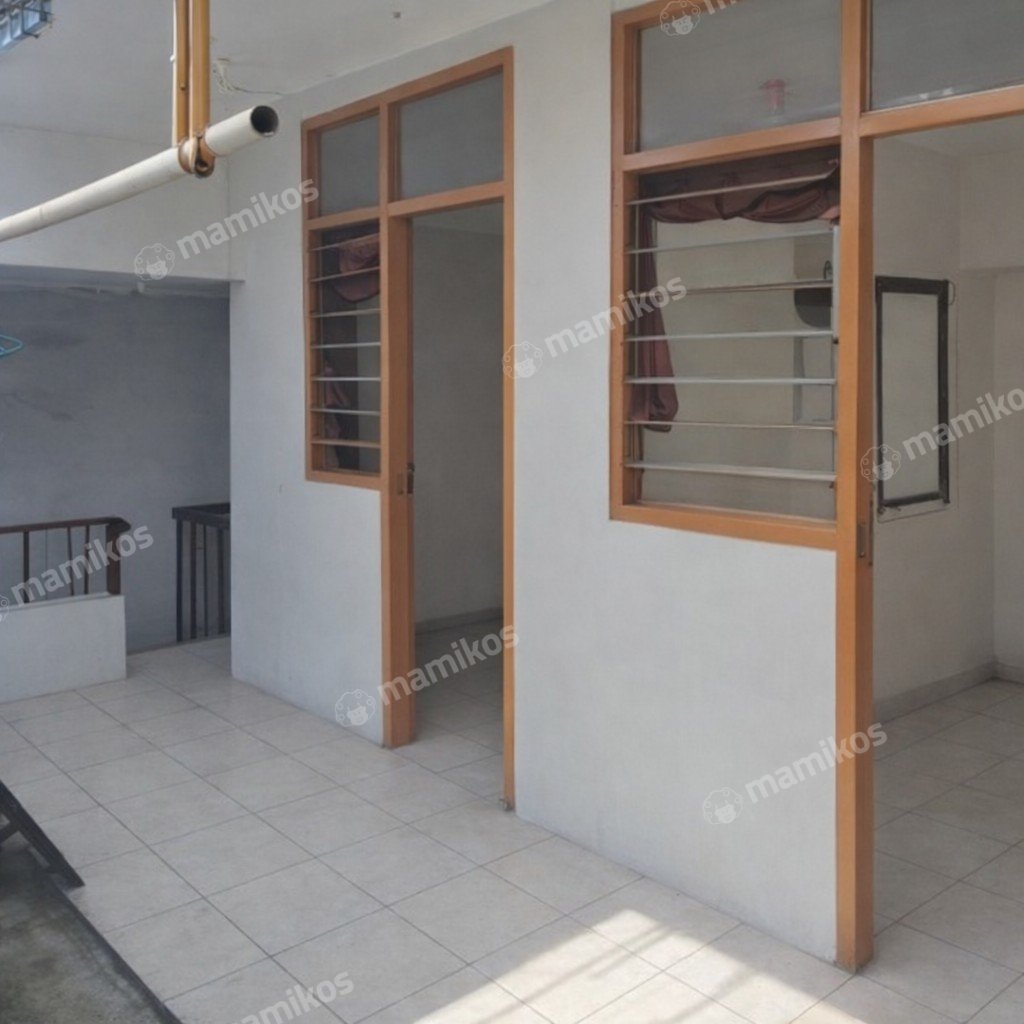 Rumah Sertifikat SHM 4 Kamar Tidur 3 Kamar Mandi Pondok Indah Jakarta Selatan - Photo 2