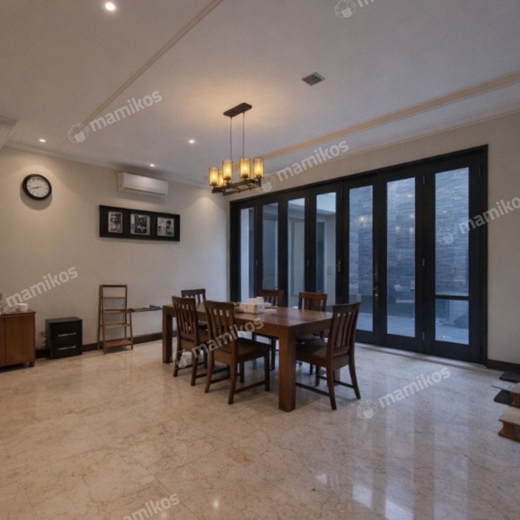 Rumah Sertifikat SHM 4 Kamar Tidur 4 Kamar Mandi Cipete Jakarta Selatan - Photo 5