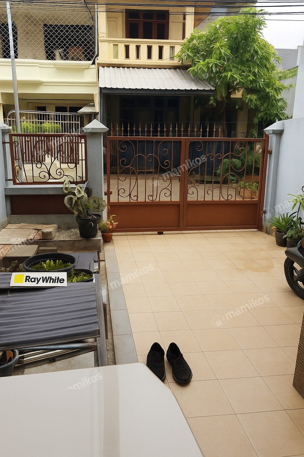 Rumah Sertifikat SHM 4 Kamar Tidur 3 Kamar Mandi Tomang Jakarta Barat - Photo 3