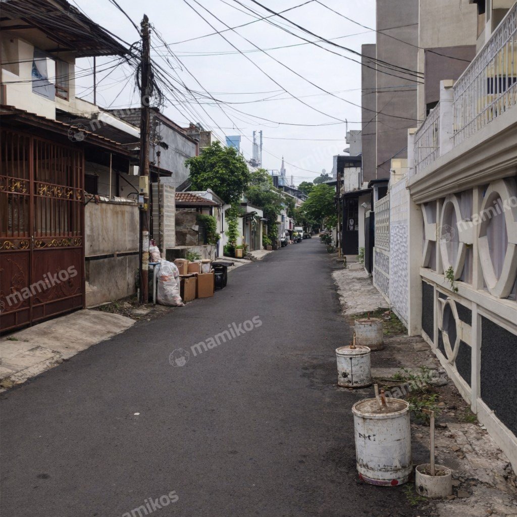 Rumah Sertifikat SHM 4 Kamar Tidur 3 Kamar Mandi Tomang Jakarta Barat - Photo 4