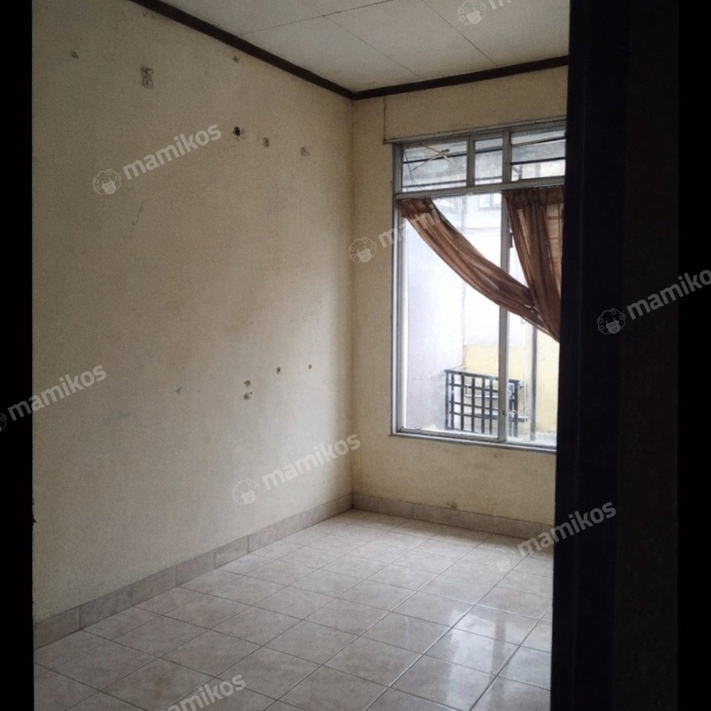Rumah Sertifikat SHM 3 Kamar Tidur 2 Kamar Mandi Matraman Jakarta Timur - Photo 2