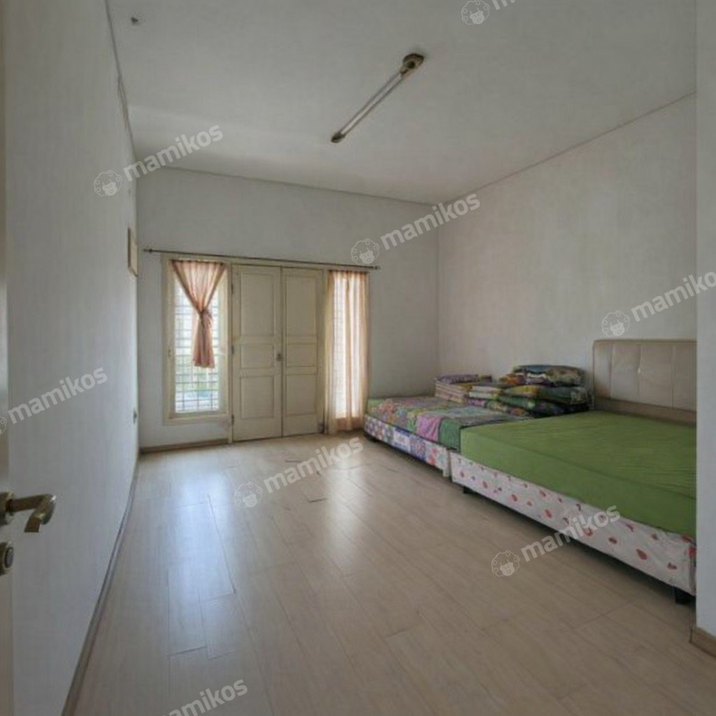 Rumah Sertifikat SHM 5 Kamar Tidur 5 Kamar Mandi Pantai Indah Kapuk Jakarta Utara - Photo 3