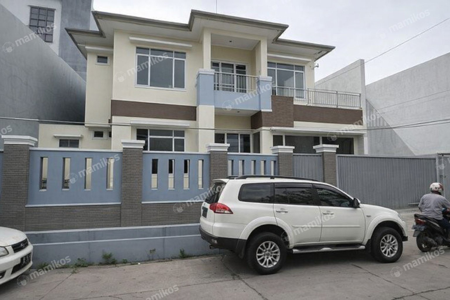 Rumah Sertifikat SHM 5 Kamar Tidur 5 Kamar Mandi Sunter Jakarta Utara
