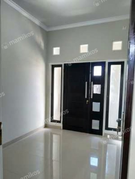 Rumah Sertifikat SHM 3 Kamar Tidur 3 Kamar Mandi Maguwoharjo Yogyakarta - Photo 2